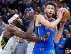 好消息，雷霆队切特·霍姆(mǔ)格伦可出战对陣(zhèn)老鹰队