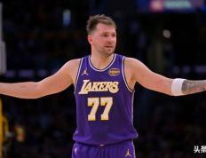 湖人队卢卡·东契奇重返達(dá)拉(lā)斯对阵独行侠引发热议：GOAT回家了