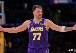 湖人队卢卡·东契奇重返達(dá)拉(lā)斯对阵独行侠引发热议：GOAT回家了
