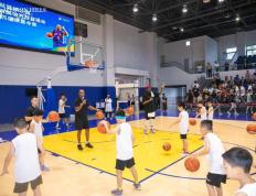 NBA籃(lán)球公园海口观澜湖旗舰馆开放日(rì)暨二零二五籃(lán)球夏令营开营