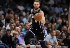 新的交易(yì)提案帮助凯尔特人队以极高的价格收购多曼塔斯(sī)·萨博尼斯(sī)