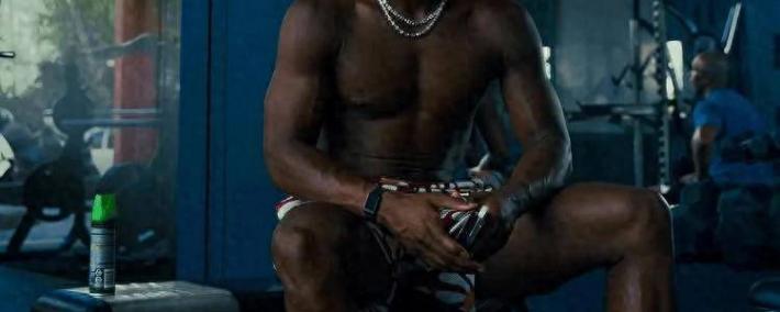 生涯首次一阵！多诺万-米(mǐ)切尔ins晒出训练和(hé)休闲照