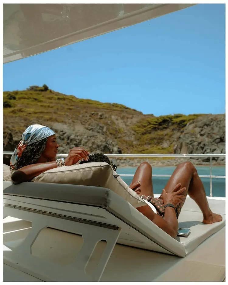 生涯首次一阵!多诺万-米(mǐ)切尔ins晒出训练和(hé)休闲照