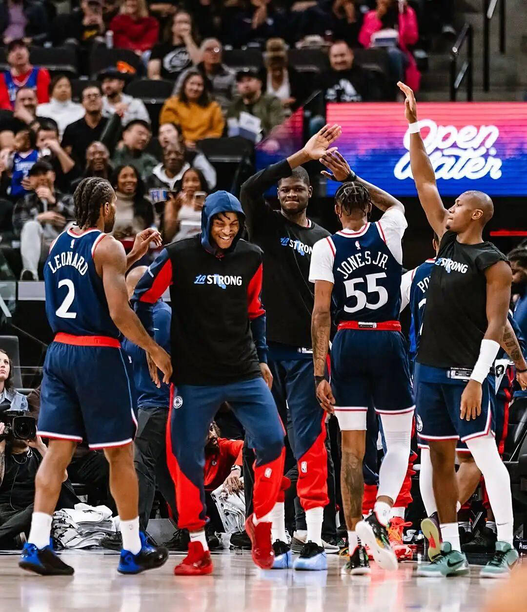 NBA球(qiú)员班巴正(zhèng)式告(gào)别聯(lián)盟，转战发展(zhǎn)聯(lián)盟赛事