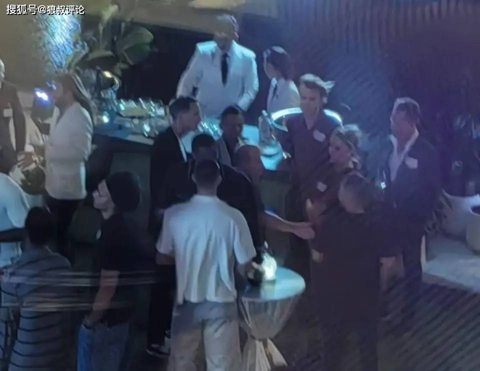 NBA澳门风云！中国赛成大牌(pái)名流聚会：肖华、马云、成龙、姚明在列