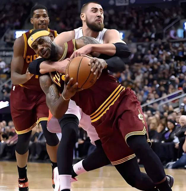 NBA这5位铁人(rén)伤病难以侵擾(rǎo),超越伤病成就传奇