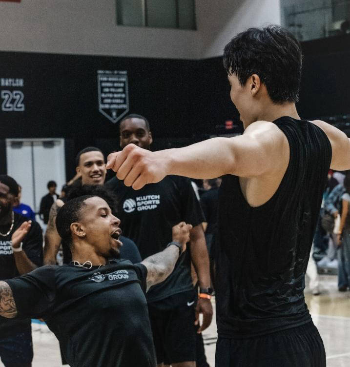 楊(yáng)瀚森(sēn)在(zài)NBA的三(sān)分表现引人注目