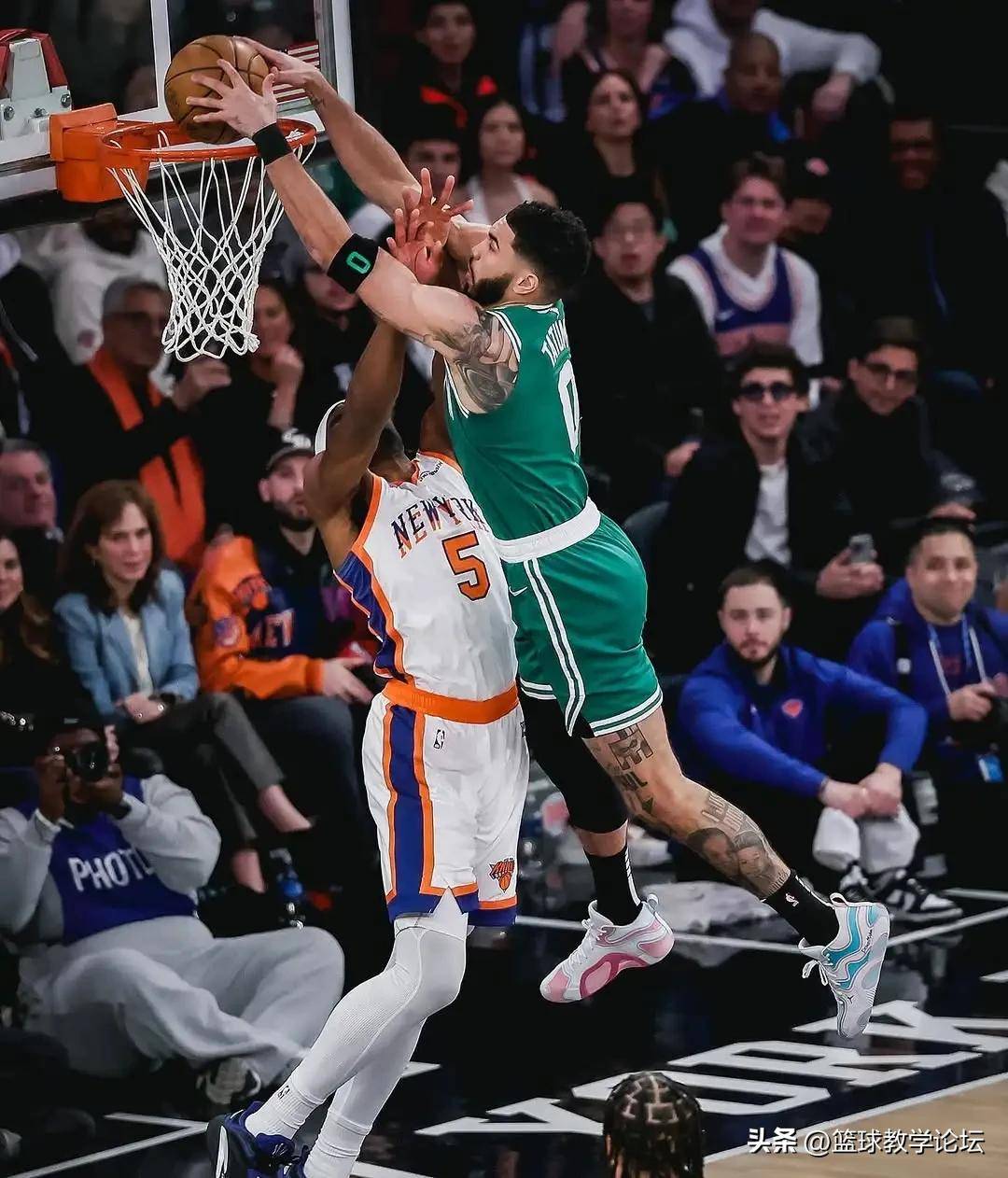 跟腱撕(sī)裂!宣布复出!直接改变NBA格局