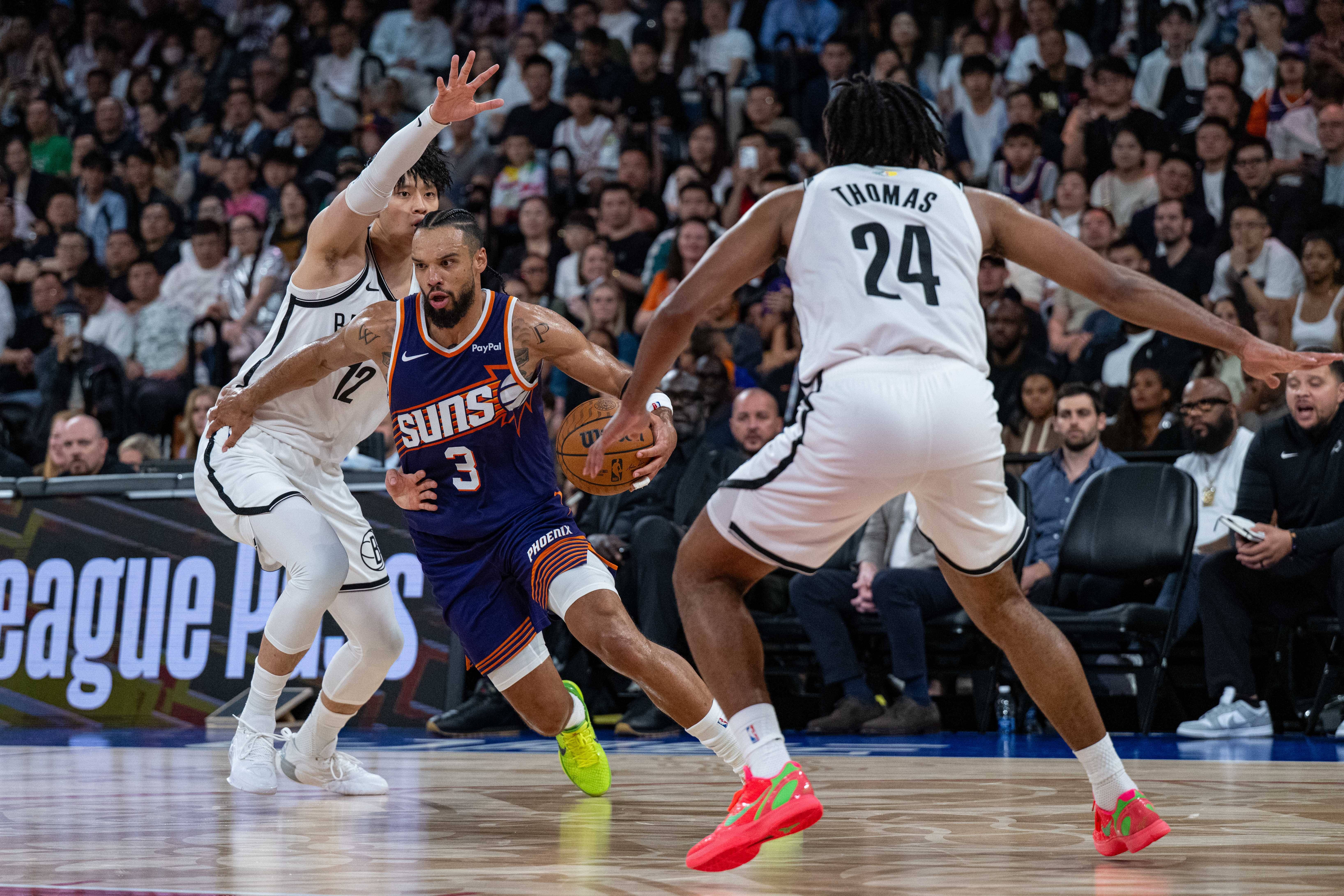 (体育)籃(lán)球——NBA季前(qián)赛:太阳胜籃(lán)网