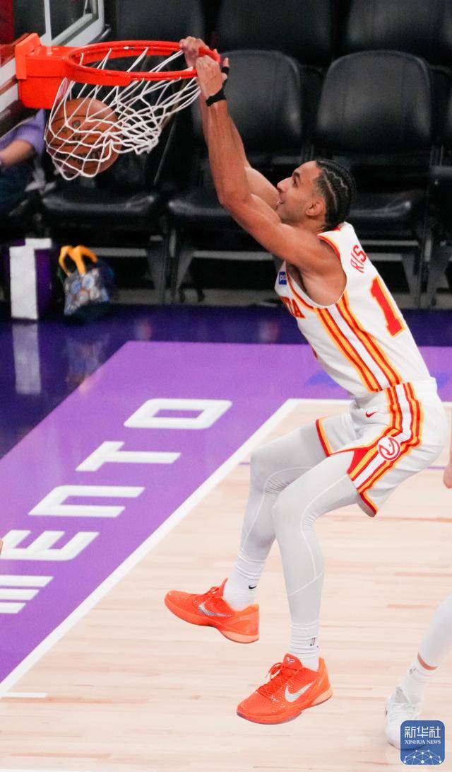 NBA常规赛｜老鹰勝(shèng)国王